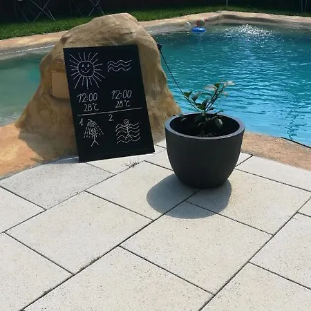 Belle Etage Geraeumige Mit Pool Und Sauna Apartment *
