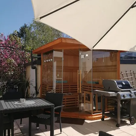 Belle Etage Geraeumige Mit Pool Und Sauna Apartment